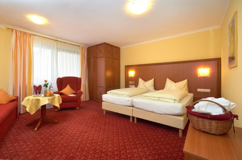 Kurhotel Kaiser Trajan Bad Gögging Szoba fotó