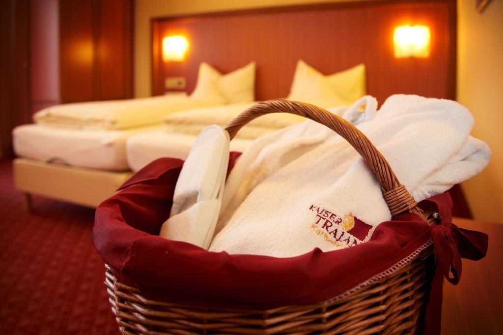 Kurhotel Kaiser Trajan Bad Gögging Szoba fotó